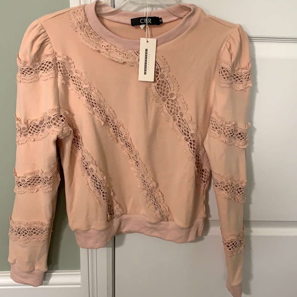 ChicBoutiqueRose pink super soft sweater with lace